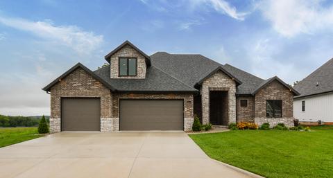 4761 E Forest Trails Dr, Springfield, MO 65809 photo 1