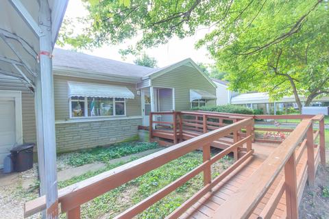1832 S Kimbrough Ave, Springfield, MO 65807 photo 1