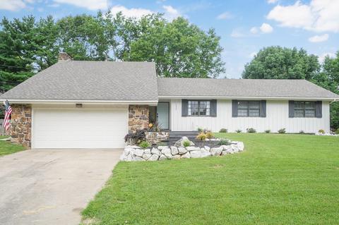 1337 S Greentree Ave, Springfield, MO 65809 photo 1