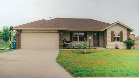 216 Lake Ave, Clever, MO 65631 photo 1