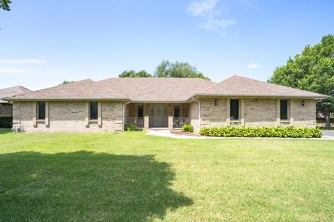 2861 Garry St, Springfield, MO 65803 photo 1