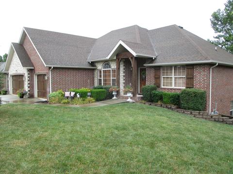 1913 E Highview Dr, Ozark, MO 65721 photo 1
