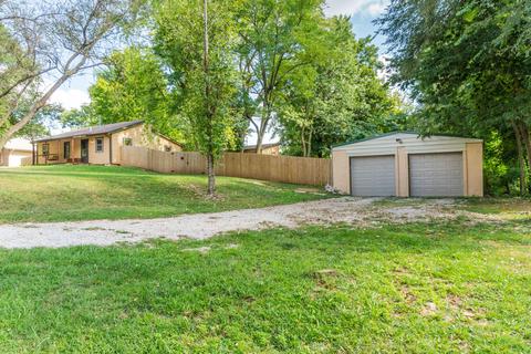 3354 W Lombard St, Springfield, MO 65802 photo 1