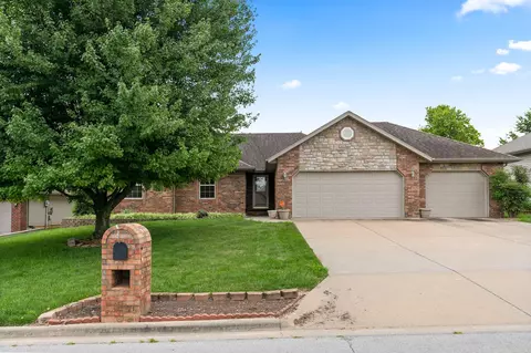 3232 W Grandview St, Springfield, MO 65803 photo 1