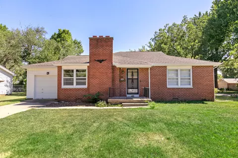 1602 E Latoka St, Springfield, MO 65804 photo 1
