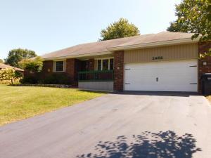 1402 E Melanie Ln, Ozark, MO 65721 photo 1