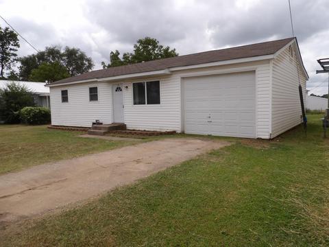 616 16th St, Monett, MO 65708 photo 1