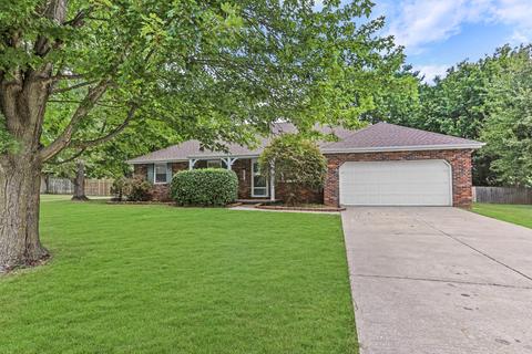 2831 W Sexton Dr, Springfield, MO 65810 photo 1