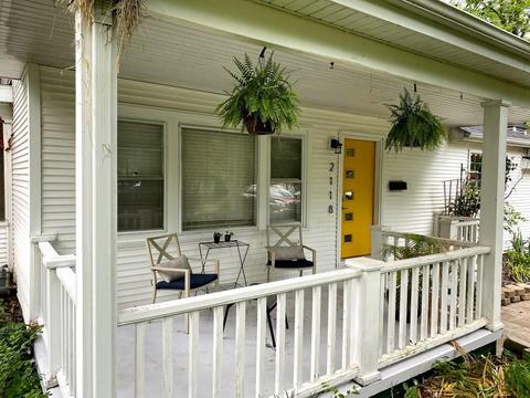 2118 S Glendale Ave, Springfield, MO 65804 photo 1