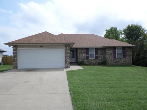512 Truman, Willard, MO 65781 photo 1
