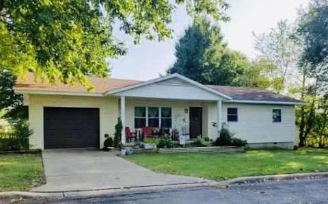 125 Douglas St, Monett, MO 65708 photo 1