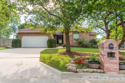 2396 W Cantebury St, Springfield, MO 65810 photo 1