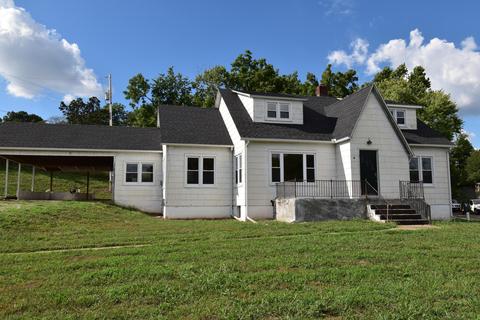 64 Main St Cassville Mo 65625 32 Photos Mls 60172820 Movoto