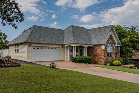 127 Oakridge Ave, Branson, MO 65616 photo 1