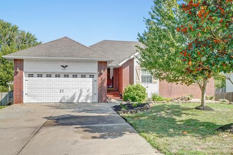 609 W Ridgecrest St, Ozark, MO 65721 photo 1