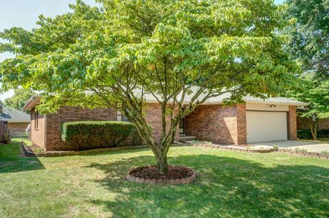 1214 W Maplewood St, Springfield, MO 65807 photo 1