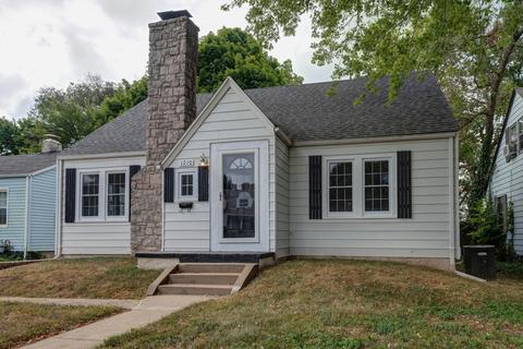 1210 E University St, Springfield, MO 65804 photo 1