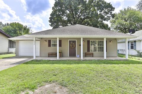 2030 W Webster St, Springfield, MO 65802 photo 1