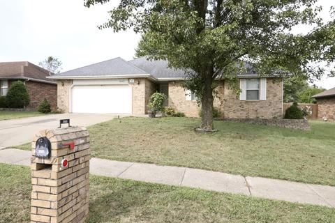 3505 S Sunrise Ave, Springfield, MO 65807 photo 1