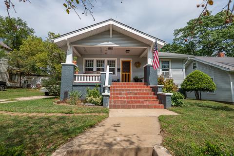 1111 W Scott St, Springfield, MO 65802 photo 1