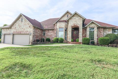 3338 E Manitoo St, Springfield, MO 65804 photo 1