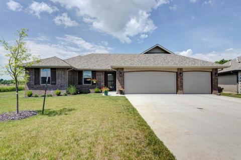 5638 W Pecan St, Springfield, MO 65802 photo 1