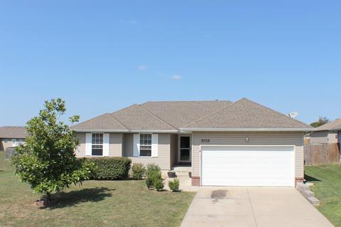 405 Sugar Ln, Clever, MO 65631 photo 1