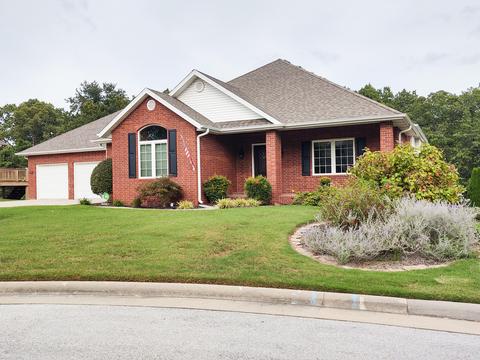 2066 S Emerald Pl, Springfield, MO 65809 photo 1