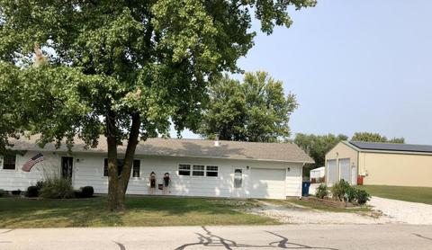 305 Walnut St, Diamond, MO 64840 photo 1