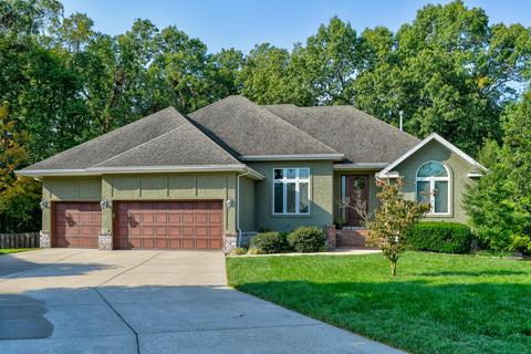 4824 E Utica St, Springfield, MO 65809 photo 1
