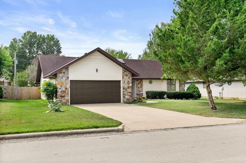110 W Tonya St, Nixa, MO 65714 photo 1