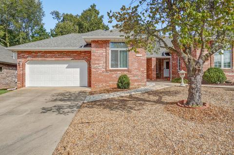 3213 W Sunset St, Springfield, MO 65807 photo 1