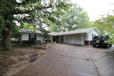 802 S 2nd, Branson, MO 65616 photo 1
