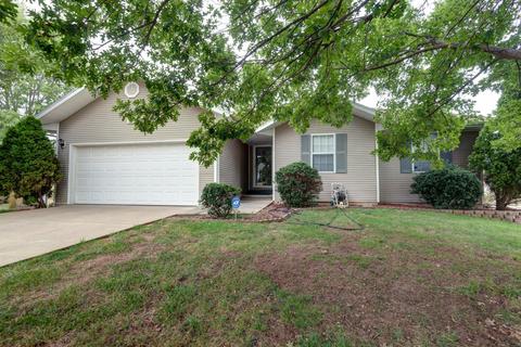 1621 E Jody Cir, Republic, MO 65738 photo 1