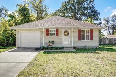 2110 W Thoman St, Springfield, MO 65803 photo 1
