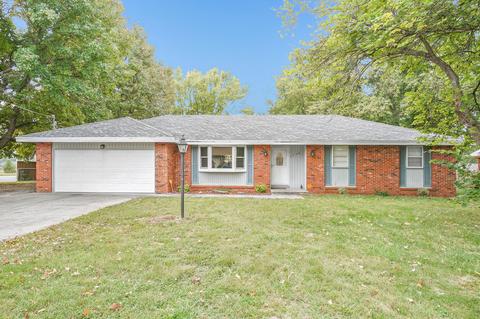 1154 E Darby Pl, Springfield, MO 65810 photo 1