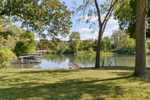 526 Parnell Dr, Branson, MO 65616 photo 1