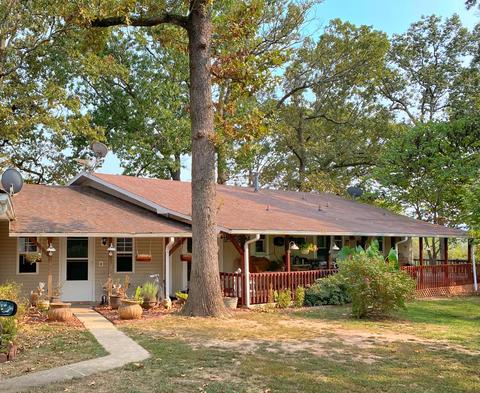 27152 Chain O Lakes Dr, Eagle Rock, MO 65641 photo 1