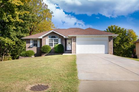 3200 Leawood Ave, Springfield, MO 65807 photo 1