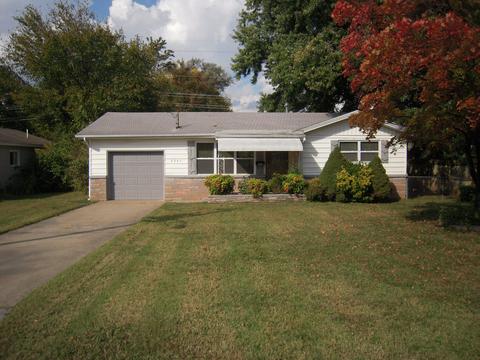 2947 E Walnut St, Springfield, MO 65802 photo 1