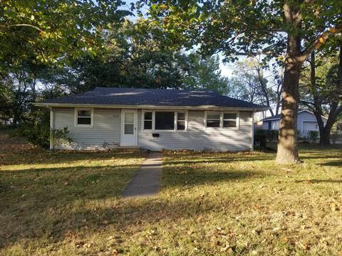 529 E Hadley St, Aurora, MO 65605 photo 1