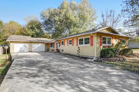 520 N Walnut Ave, Republic, MO 65738 photo 1