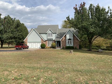 3906 N Bobwhite Dr, Ozark, MO 65721 photo 1