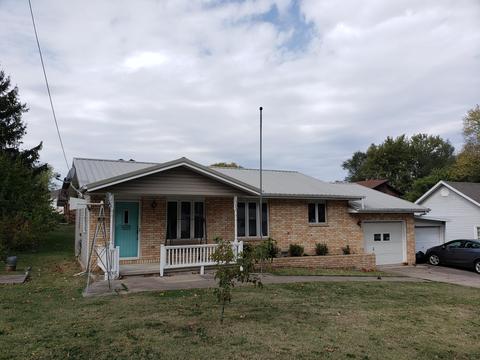 305 N Pine St, Marshfield, MO 65706 photo 1