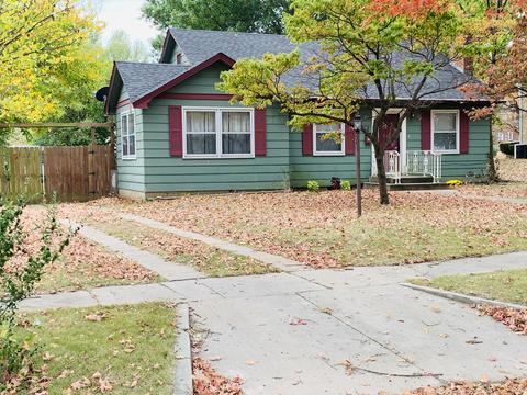 516 W Pleasant St, Aurora, MO 65605 photo 1