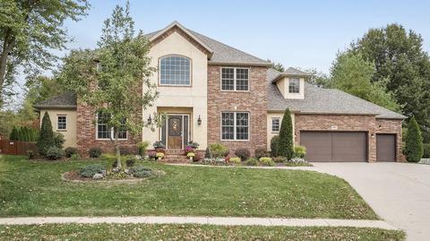 3051 W Cedarbluff Dr, Springfield, MO 65810 photo 1
