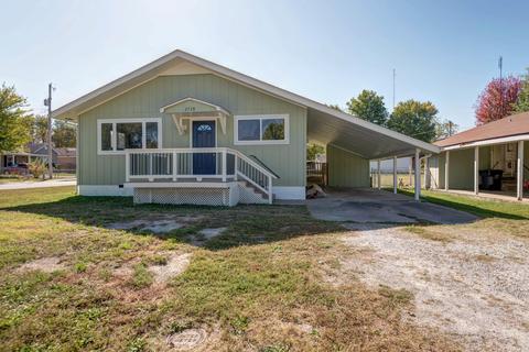 2738 E Blaine St, Springfield, MO 65803 photo 1