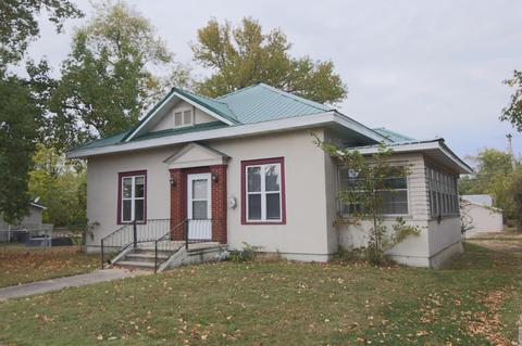 309 E 2nd St, Mountain Grove, MO 65711 photo 1