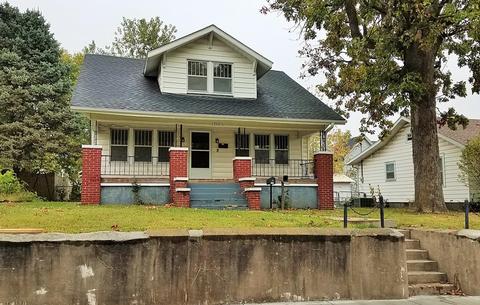 2212 N Broadway Ave, Springfield, MO 65803 photo 1