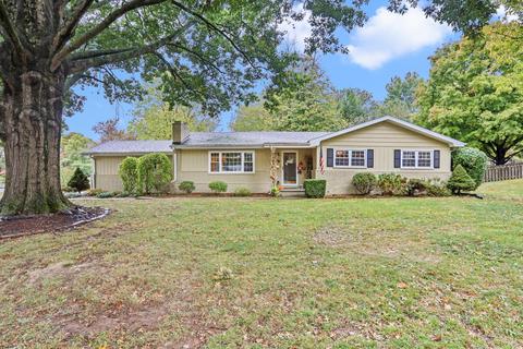 2541 S Sunset Ter, Springfield, MO 65804 photo 1